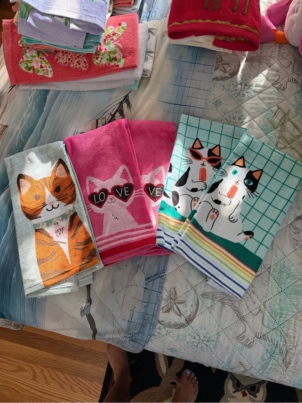 Set of 5 Cat Seasonal Hand Towels
